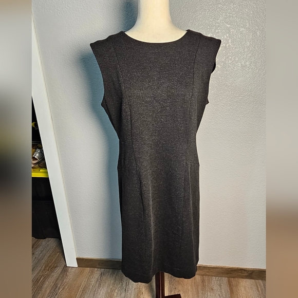 M.M. Lafleur Charcoal Gray Sleeveless Dress Nylon Viscose Elastane SZ 14 - Picture 5 of 9